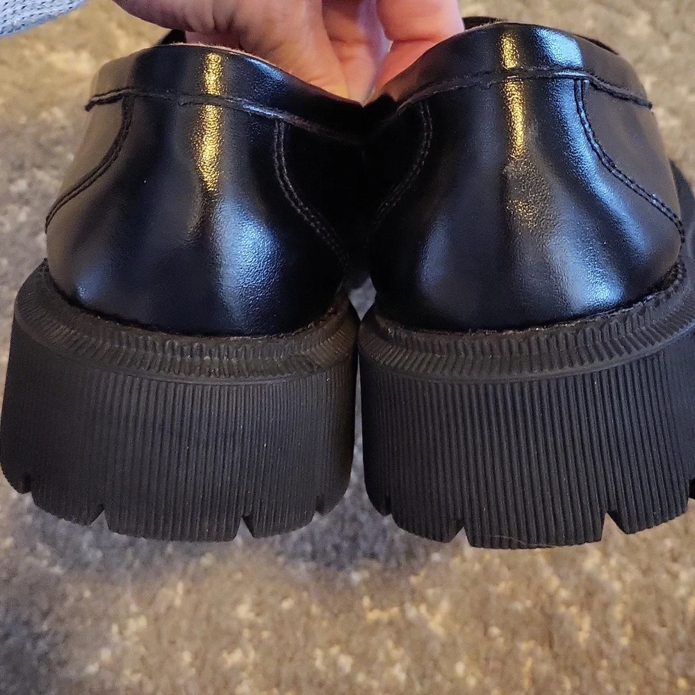 Black Chunky Loafer - Picture 9 of 11